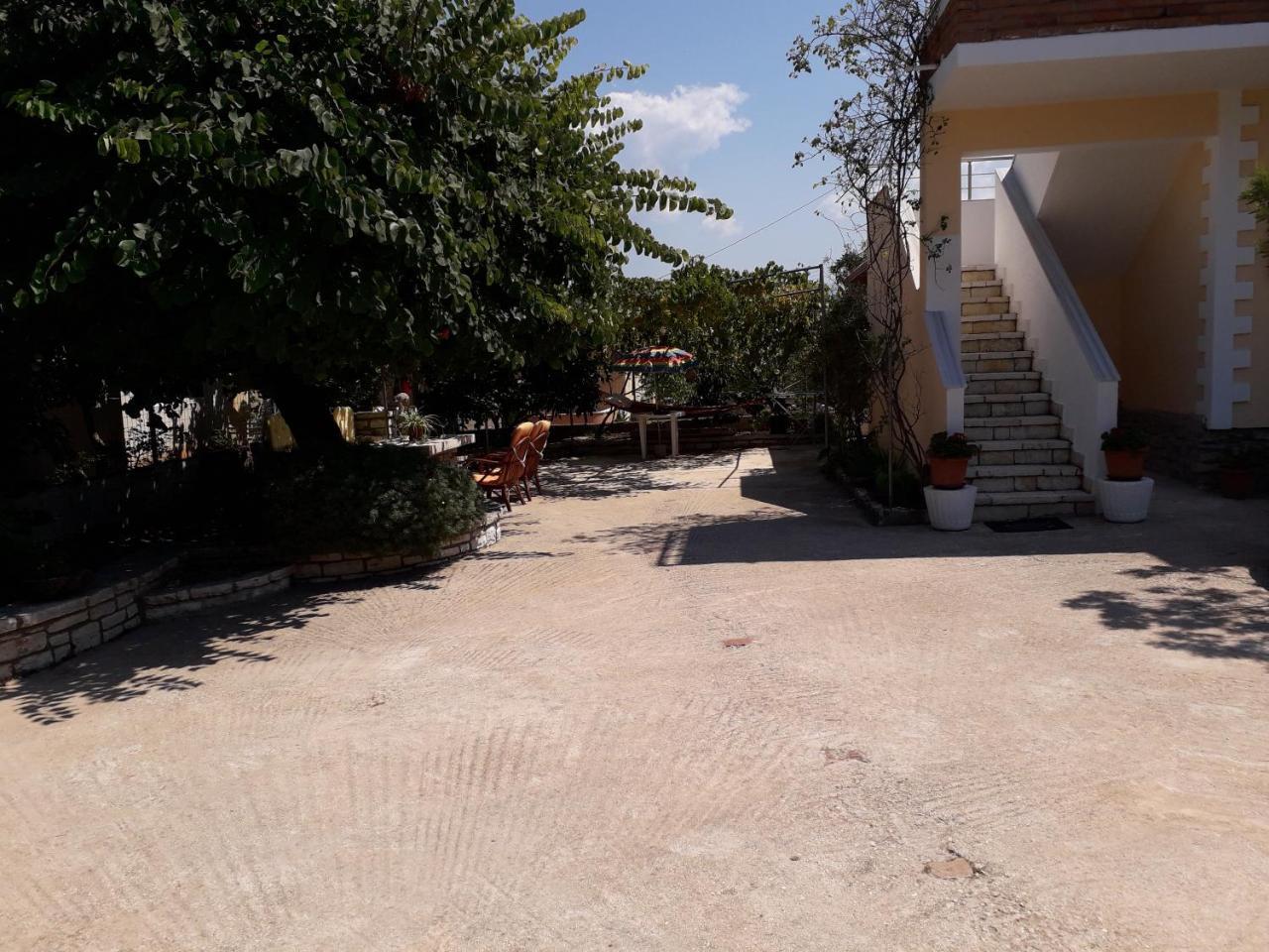 Villa Violeta Ксамил Екстериор снимка